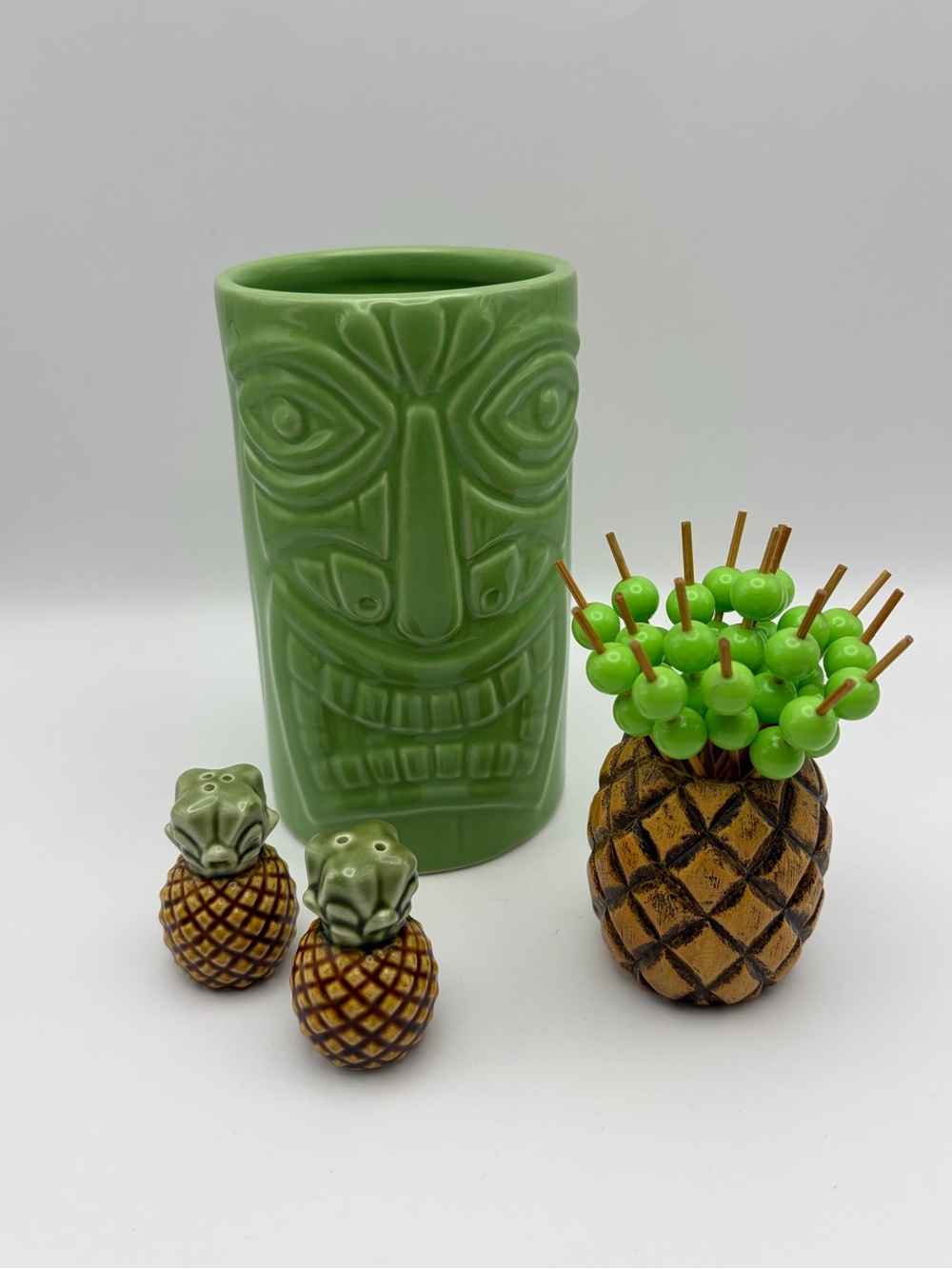 Hawaiian Feel!🍍Grouping with Tiki Cup,
Pineapple Toothpick Holder, Salt/Pepper